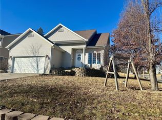 126 Memory Ln, Maryville, MO 64468