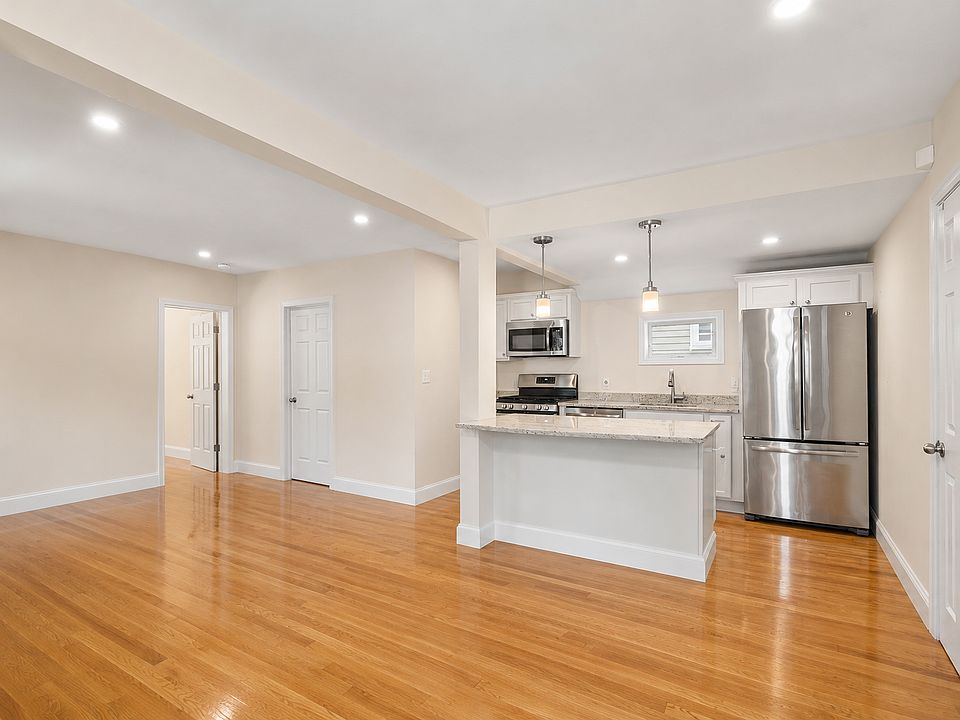 1st image of 39 Forest St #39A