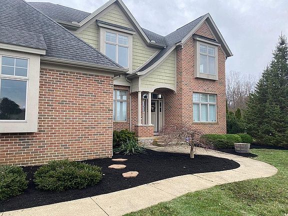 Front walkway leading HOME!