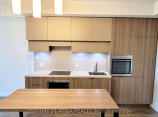 8 Eglinton Ave E Unit 806, Toronto, ON M4P 1A6