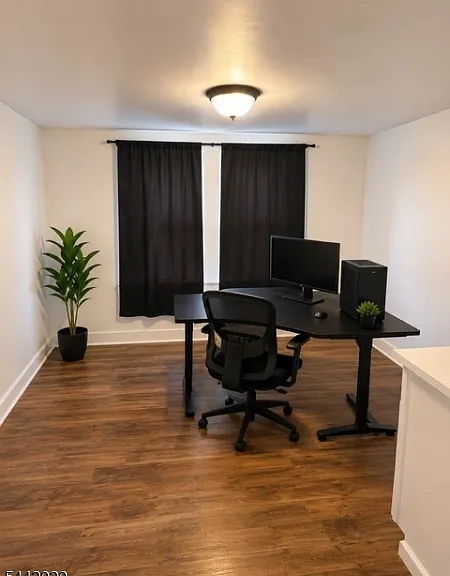87 Grove Ave #3 — Photo 4
