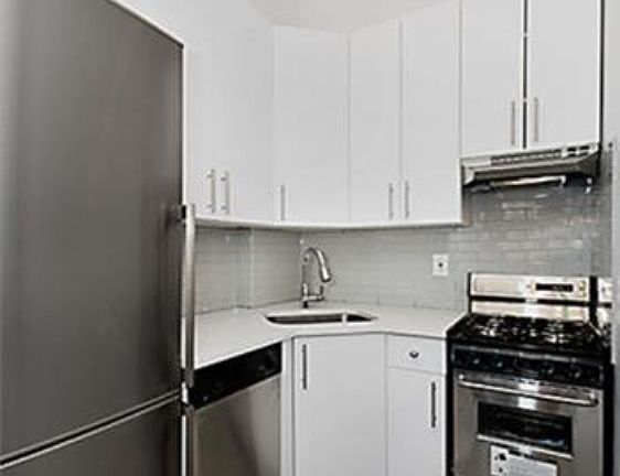 3rd image of 1 Sheridan Sq APT 7A