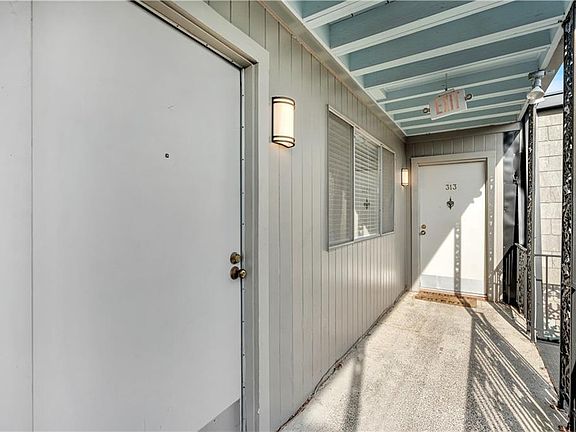 5th image of 3201 Saint Charles Ave APT 313