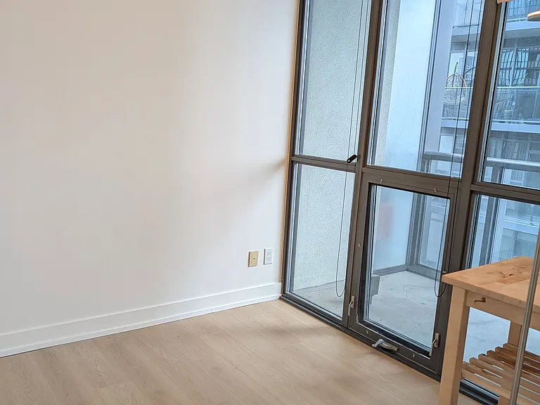 110 Charles St E #2408 — Photo 18