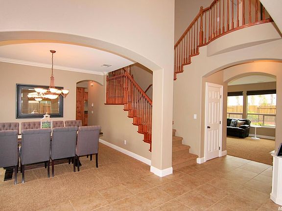 3rd image of 408 Bonicelli Ct