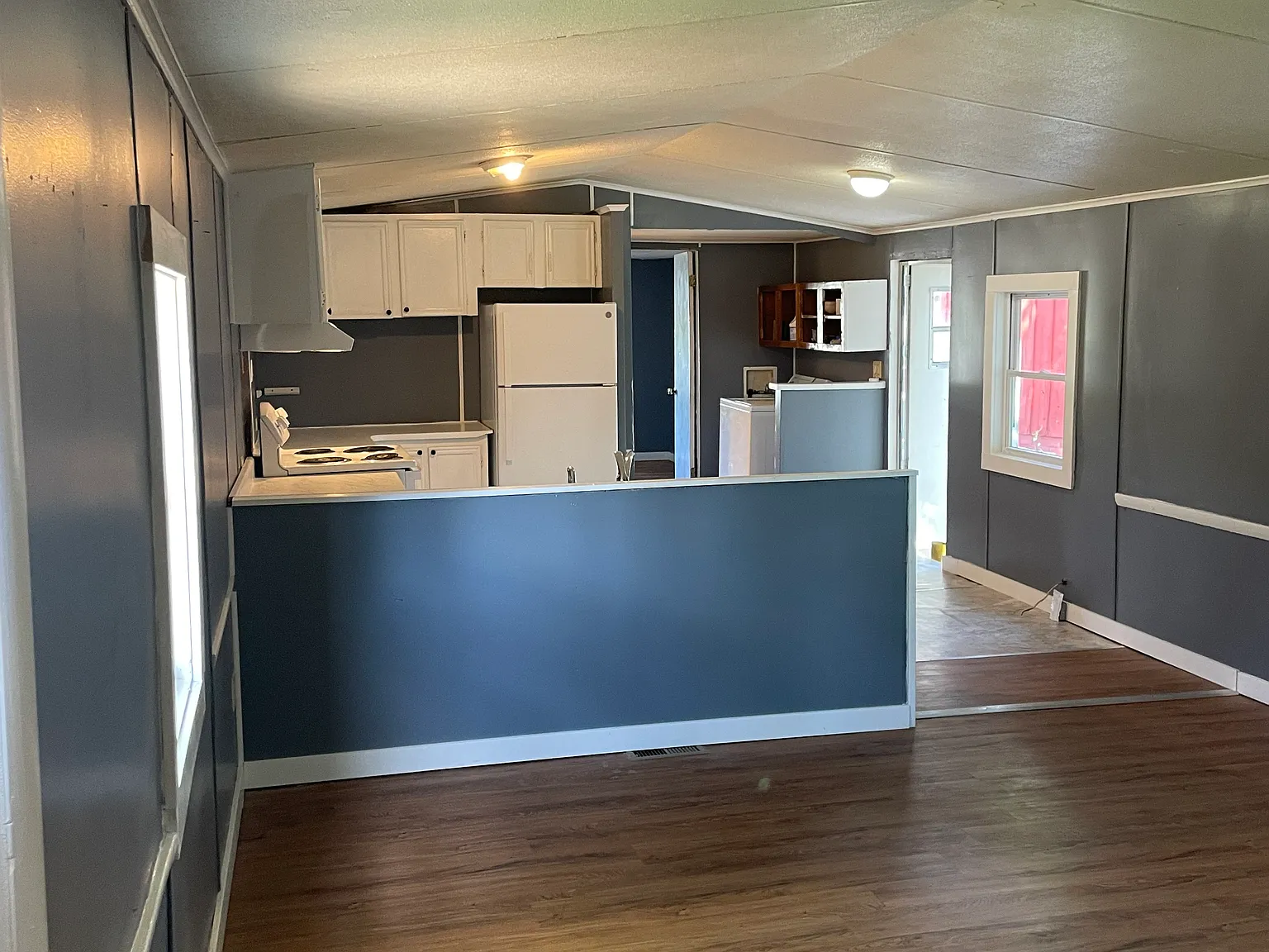 3 bed, 920 sqft, $1,200 — Photo 4