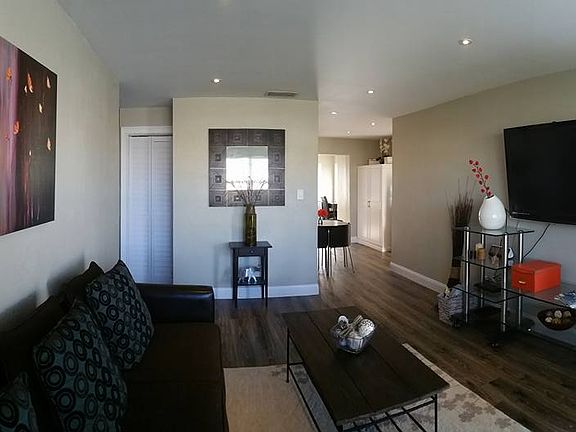 4th image of 58 Sunny Shore Dr