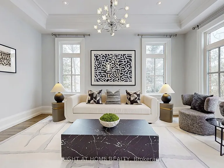 15 Davina Cir — Photo 3