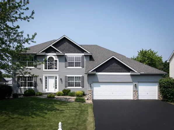 2074 Ormond Dr, Shakopee, MN 55379