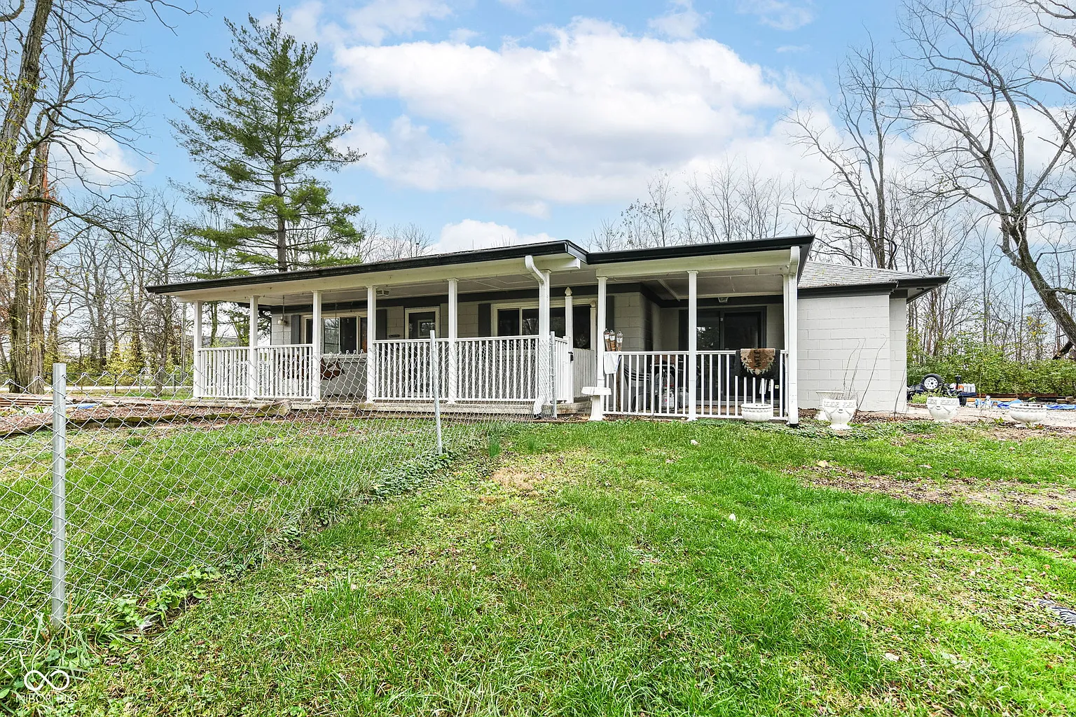 5034 E Orchard Rd photo 1