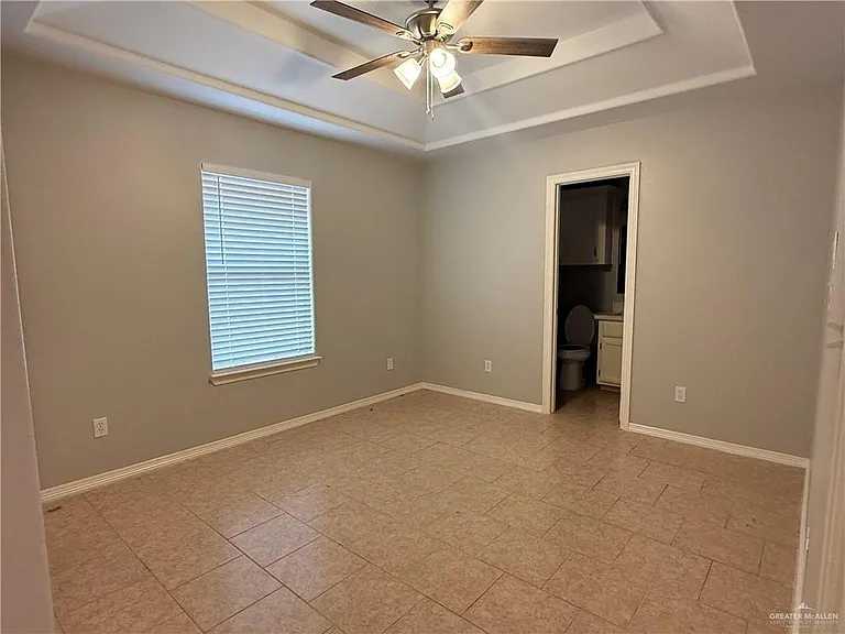 714 Jade St #B — Photo 7