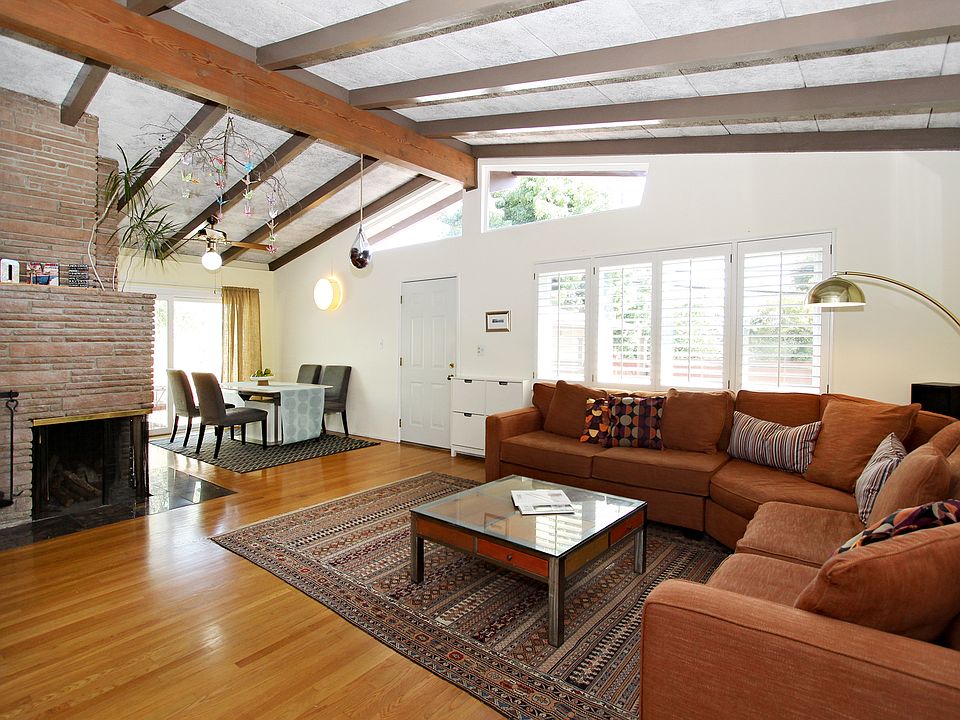 Living Room to Front Deck