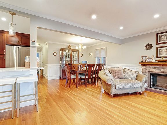 3rd image of 156-18 86th St