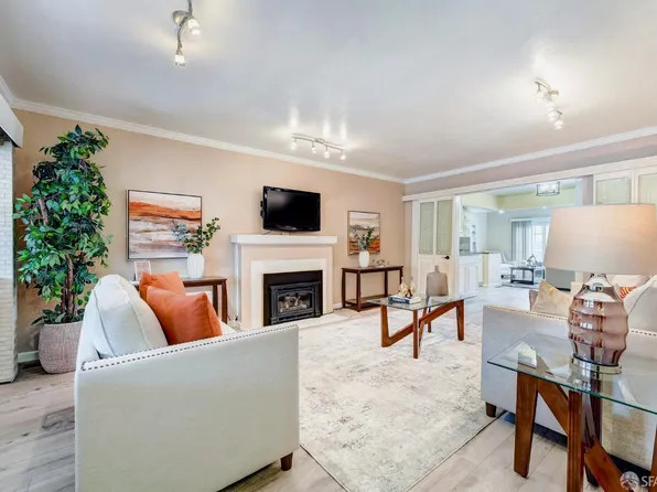 68 Burbank Ave, San Mateo, CA 94403