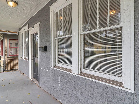 5th image of 708 W Victory Dr #A