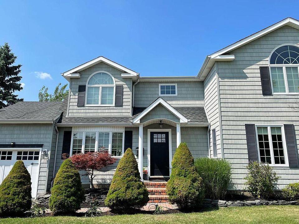 1st image of 19 Edmore Ln S