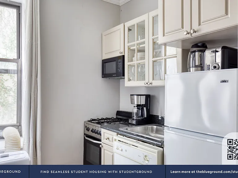 432 E 13th St #9 — Photo 6