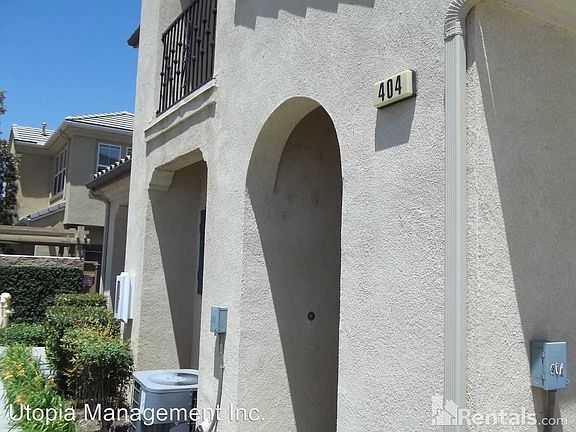 3rd image of 1800 E Lakeshore Dr Unit 404