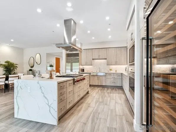 3025 Byron St Unit 307, San Diego, CA 92106