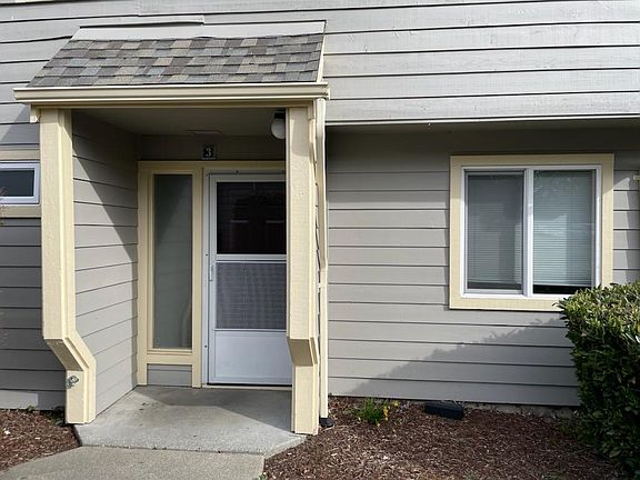 2nd image of 5975 Serviceberry Ct Unit 4