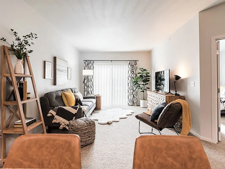 Kascade Place Apartments — Photo 72