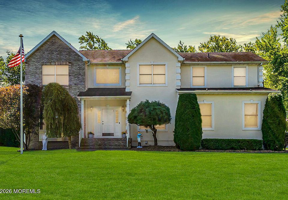 1st image of 1 Brentwood Drive