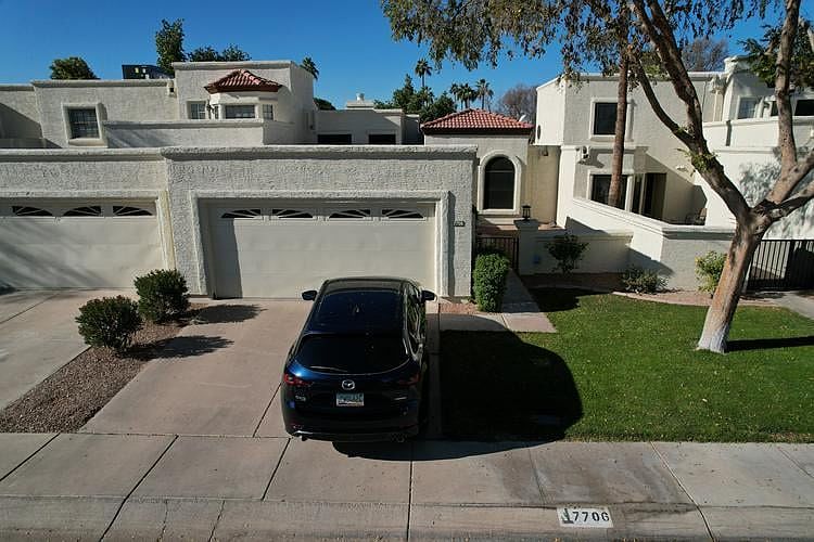 1st image of 7706 S Taylor Dr