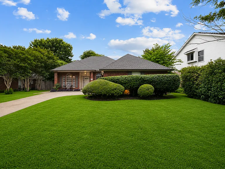4143 Norway Ln — Photo 40