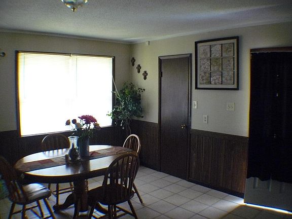 3rd image of 10 Brantley Dr