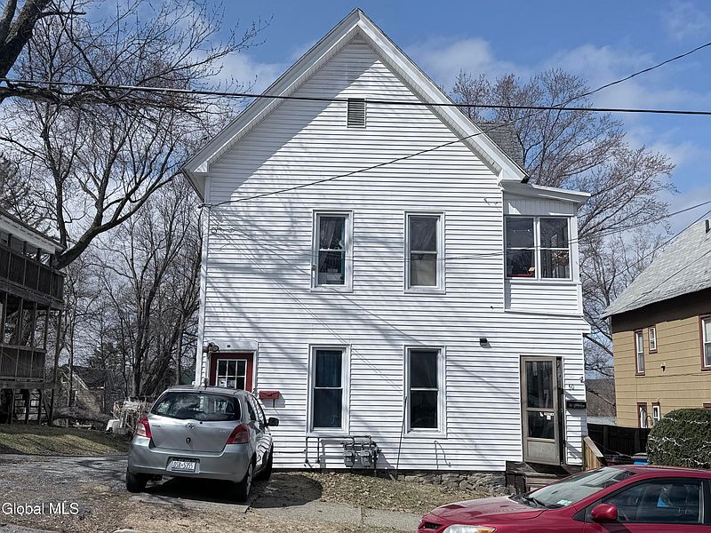 2nd image of 50 Montgomery Street