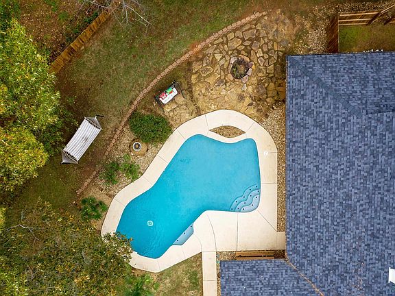 3rd image of 4810 Private Road 3552