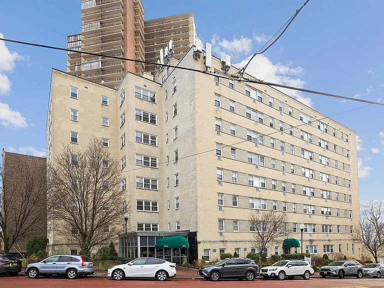 6010 Kennedy Blvd E #47 — Photo 11