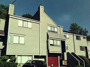 237 Sunrise Hill Rd #237, Norwalk, CT 06851