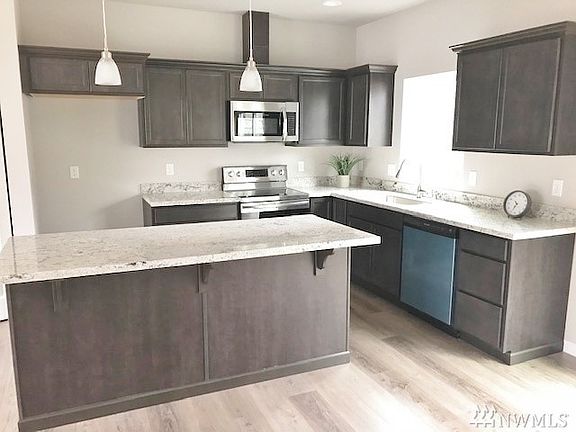 2nd image of 107 Olympic Ave