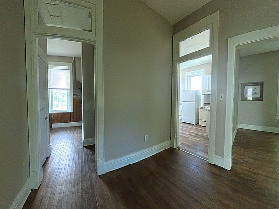 2nd image of 500 1/2 N 5th St #1/2