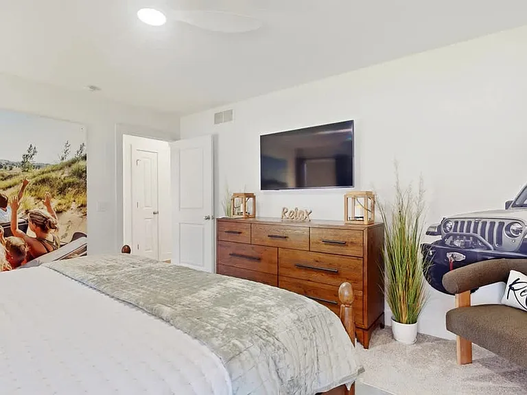 Bedroom