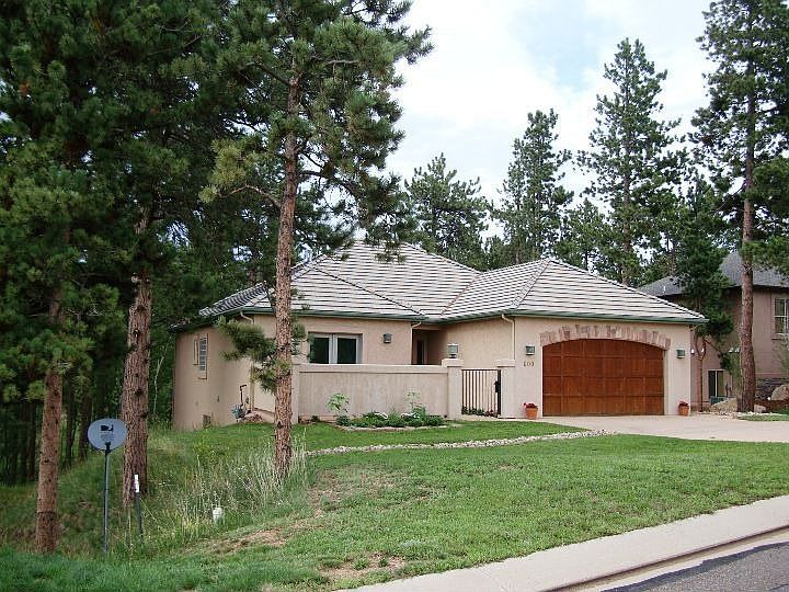 1st image of 600 Pembrook Dr