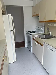 Rented by M.Grossman R.E. Management