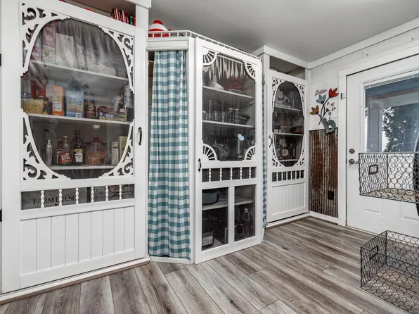 746 S Wood Rd, Arkadelphia, AR 71923