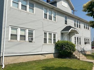 1848 Kearney Ave APT 4, Racine, WI 53403