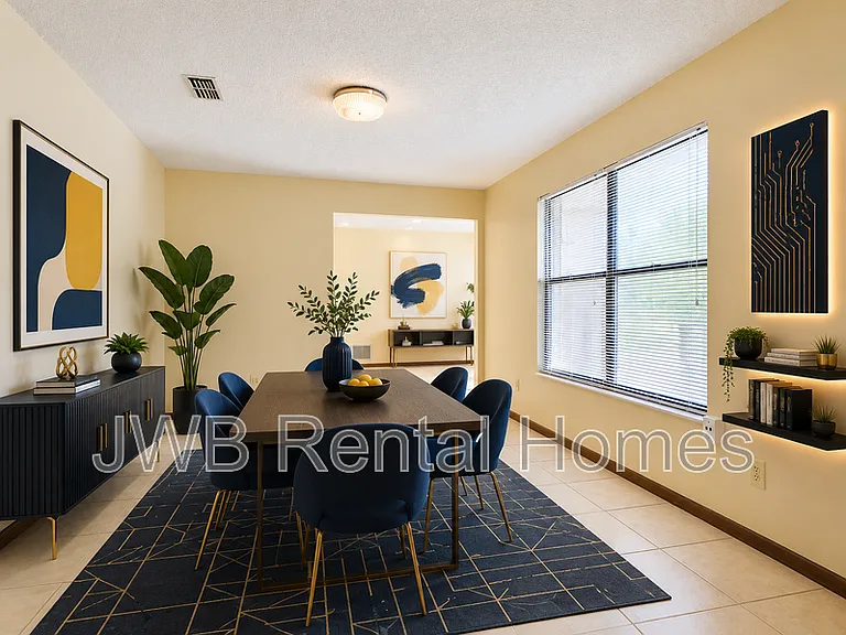 4863 Latimer Rd S — Photo 5