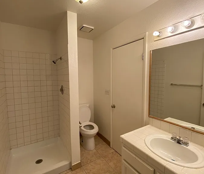 5413 Harmony St — Photo 14