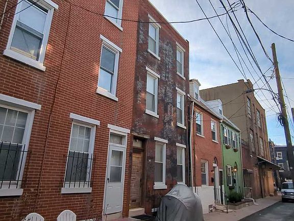 4th image of 819 S Percy St