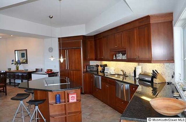 2nd image of 760 Ocean Ave APT 3