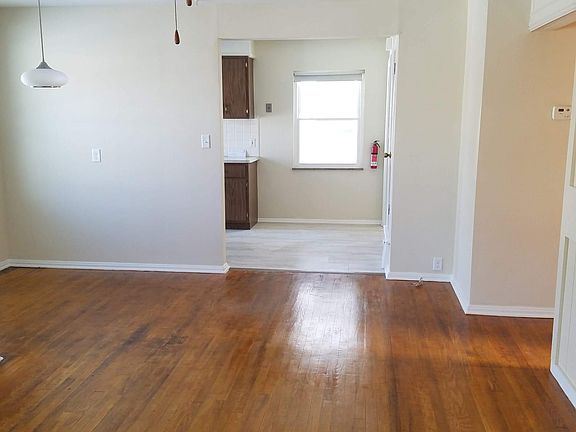 5th image of 6511 Delora Ave