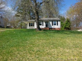 2017 Lineberry St, Asheboro, NC 27203