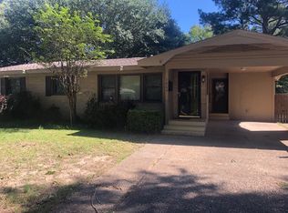 1609 Coker Hampton Dr, Stuttgart, AR 72160