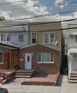 68-07 59th Dr, Maspeth, NY, 11378