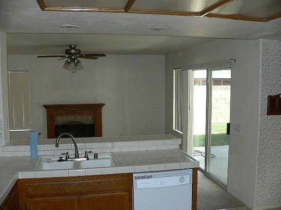 Living Room_From Kitchen