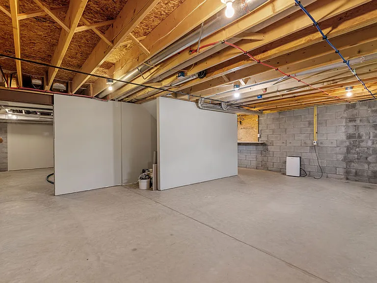 4331 Jordan Rd — Photo 28